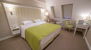 Гостиница Гранд Отель Звезда Тверь Двухместный номер с 1 кроватью или 2 отдельными кроватями и душем-2